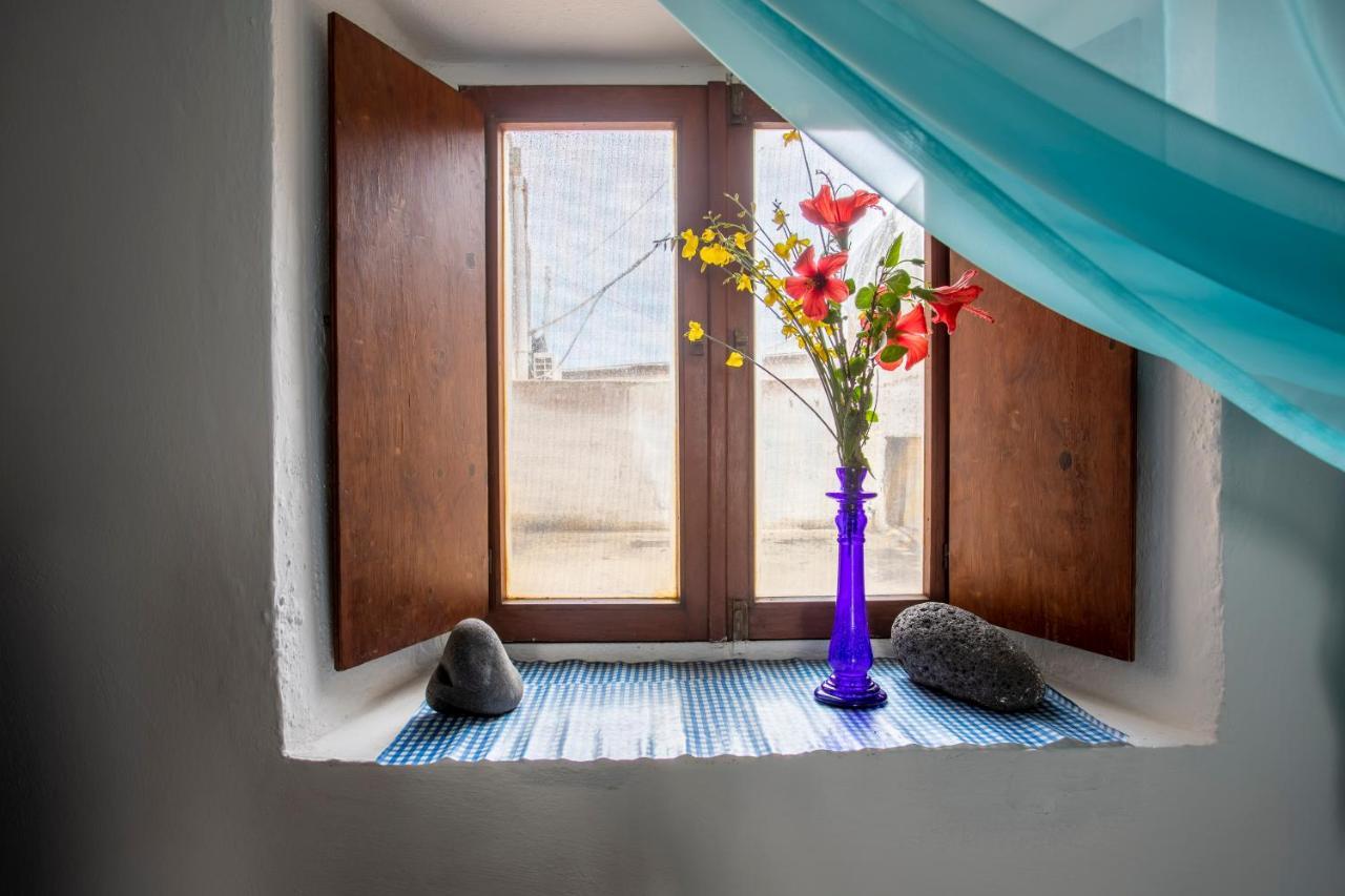 Strombolicchio Apartment Luaran gambar
